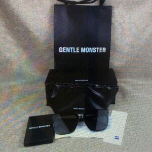Gentle Monster Her sunglasses